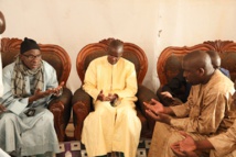 CASTORS : Le président Macky Sall envoie une forte délégation présenter ses condoléances à Serigne Diagne CASTORS : Le président Macky Sall envoie une forte délégation présenter ses condoléances à Serigne Diagne