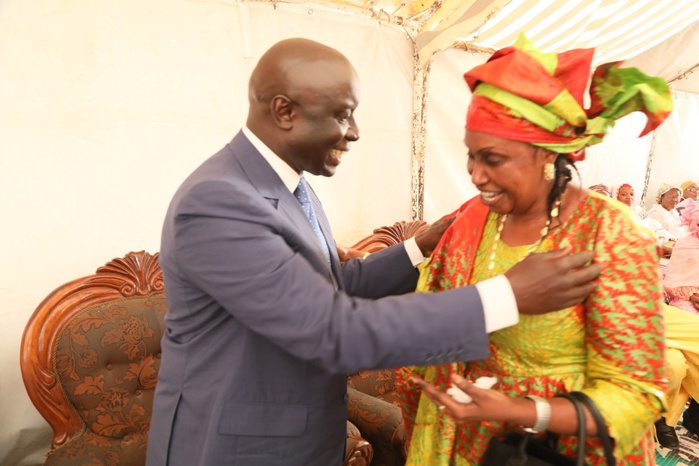 CONDOLÉANCES CHEZ SERIGNE DIAGNE : Retrouvailles entre Idrissa Seck et sa "précieuse" Me Nafissatou Diop Cissé CONDOLÉANCES CHEZ SERIGNE DIAGNE : Retrouvailles entre Idrissa Seck et sa "précieuse" Me Nafissatou Diop Cissé