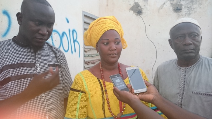 Kaolack : Le parti Bokk Gis Gis s'inscrit en faux contre l'information selon laquelle quelques-uns de ses militants auraient rallié l'Apr par l'intermédiaire du mouvement « Rahma » Kaolack : Le parti Bokk Gis Gis s'inscrit en faux contre l'information selon laquelle quelques-uns de ses militants auraient rallié l'Apr par l'intermédiaire du mouvement « Rahma »