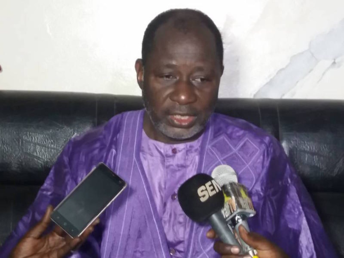 PARTI JAMM AK KHEWAL- Serigne Abdou Latif Diène intronise un ancien inspecteur Général d'État et abreuve de critiques le Président Sall PARTI JAMM AK KHEWAL- Serigne Abdou Latif Diène intronise un ancien inspecteur Général d'État et abreuve de critiques le Président Sall