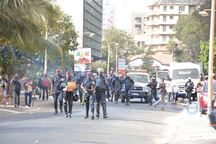Prétendu décès d’un manifestant : la police nationale dément et précise Prétendu décès d’un manifestant : la police nationale dément et précise