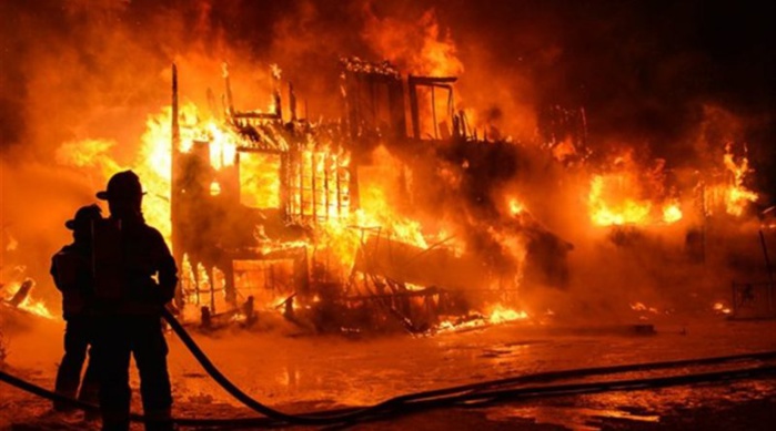 Urgent : Au moins 5 maisons détruites dans un incendie à Affé Thialène (Kaffrine)
