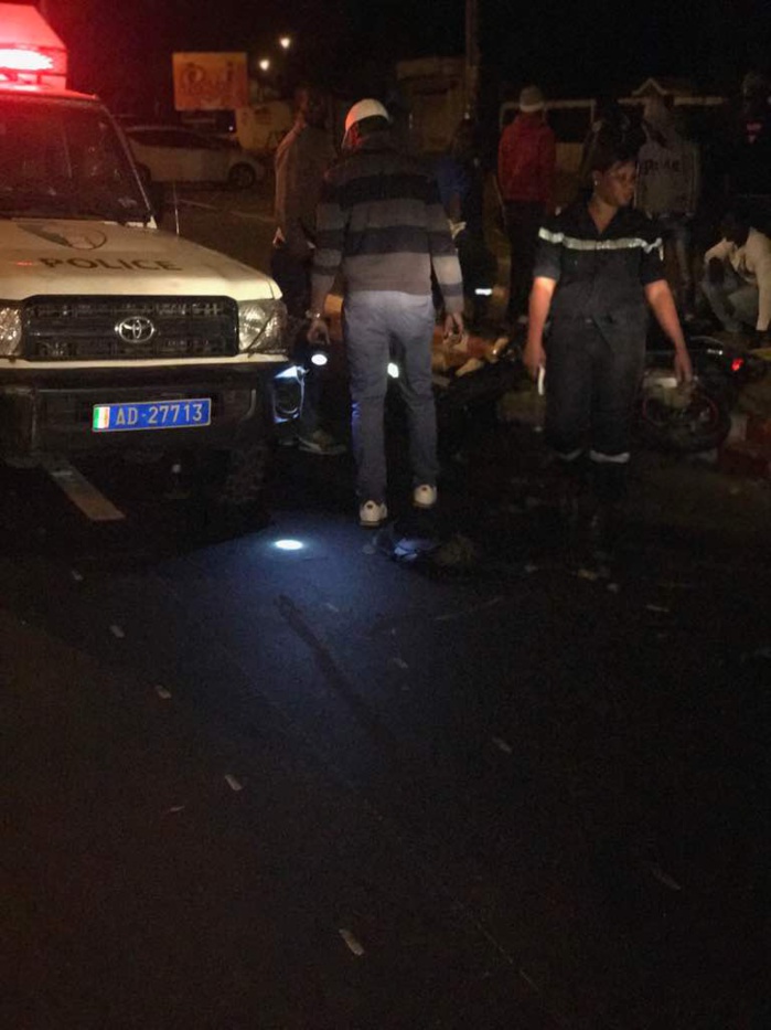 Choc entre un véhicule de la Police et un scooter : Le conducteur de l’automobile n’avait pas de permis de conduire (Communiqué Police) Choc entre un véhicule de la Police et un scooter : Le conducteur de l’automobile n’avait pas de permis de conduire (Communiqué Police)