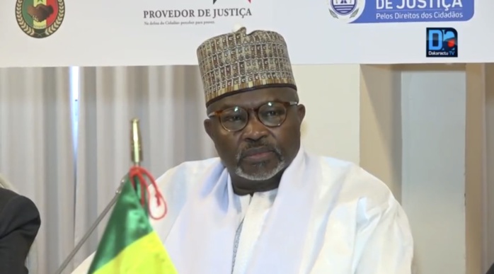 Bras de fer Etat / Syndicats d’enseignants : La solution médiane du Médiateur de la République Bras de fer Etat / Syndicats d’enseignants : La solution médiane du Médiateur de la République