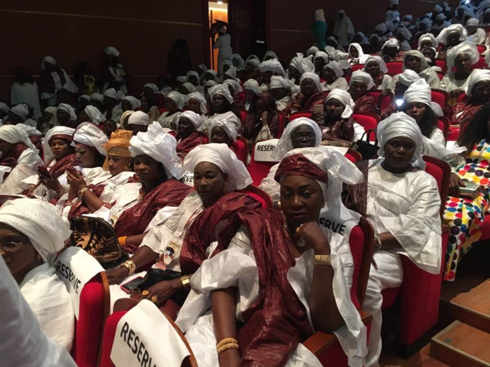 Conférence religieuse : Les femmes Apr du département de Dakar prient pour la paix et la stabilité nationale Conférence religieuse : Les femmes Apr du département de Dakar prient pour la paix et la stabilité nationale