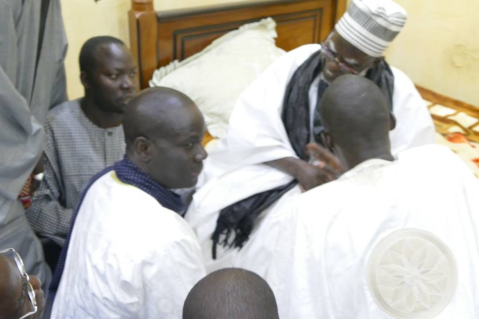 Visite de Malick Gakou chez le Khalife général des Mourides à Touba Visite de Malick Gakou chez le Khalife général des Mourides à Touba