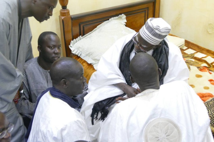 Visite de Malick Gakou chez le Khalife général des Mourides à Touba Visite de Malick Gakou chez le Khalife général des Mourides à Touba