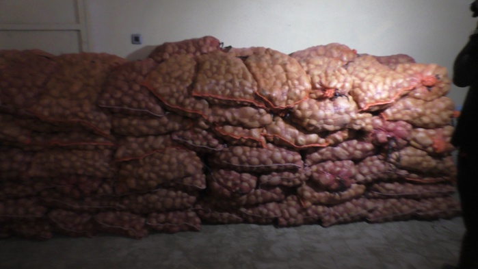 Koungheul : Le député Yaya Sow offre des denrées alimentaires aux populations (Publireportage) Koungheul : Le député Yaya Sow offre des denrées alimentaires aux populations (Publireportage)