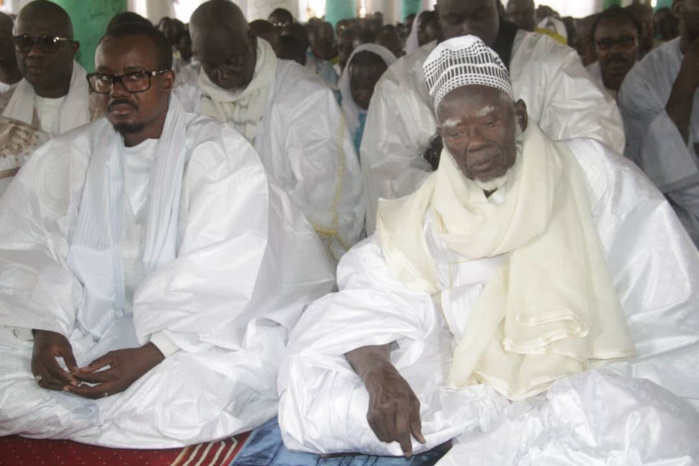 INHUMATION DE SERIGNE BARA MATY LÈYE - Présence du Khalife Général des Mourides et de son porte-parole à la prière mortuaire