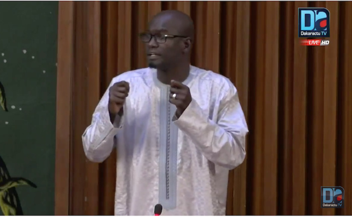 ​Mame Bounama Sall prend la défense du ministre de l'Intérieur