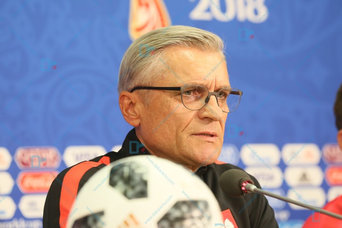 Adam Nawalka, sélectionneur de la Pologne s'attend à "un match difficile contre le Sénégal" Adam Nawalka, sélectionneur de la Pologne s'attend à "un match difficile contre le Sénégal"