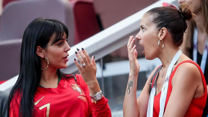 La compagne de Ronaldo exhibe un diamant en tribune, mariage en vue? La compagne de Ronaldo exhibe un diamant en tribune, mariage en vue?