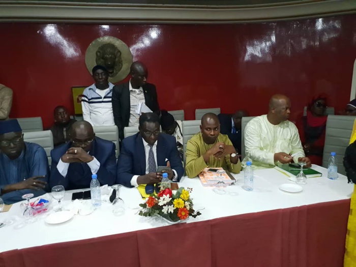 Election Présidentielle : Les mouvements de soutien au Président vont intensifier leurs actions. Election Présidentielle : Les mouvements de soutien au Président vont intensifier leurs actions.