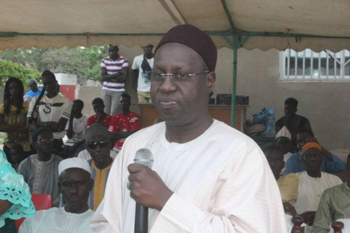 Abdou Karim Sall appuie la communauté éducative de Mbao. Abdou Karim Sall appuie la communauté éducative de Mbao.