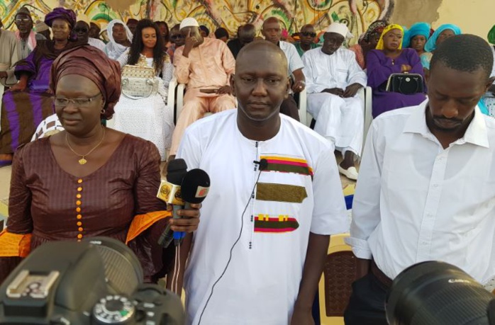 RUFISQUE : Le ministre Oumar Guèye dans la ligne de mire des républicains de Bambilor qui le déclarent persona non grata RUFISQUE : Le ministre Oumar Guèye dans la ligne de mire des républicains de Bambilor qui le déclarent persona non grata