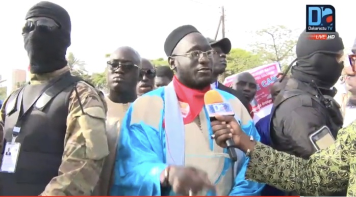 Serigne Assane Mbacké déballe contre le fils de Macky Sall : « Amadou revend des V8 aux différents ministères à plus de 100 millions de F Cfa.