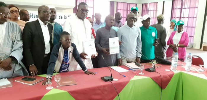 Séminaire de la Sicap : Les syndicalistes plébiscitent le DG Séminaire de la Sicap : Les syndicalistes plébiscitent le DG