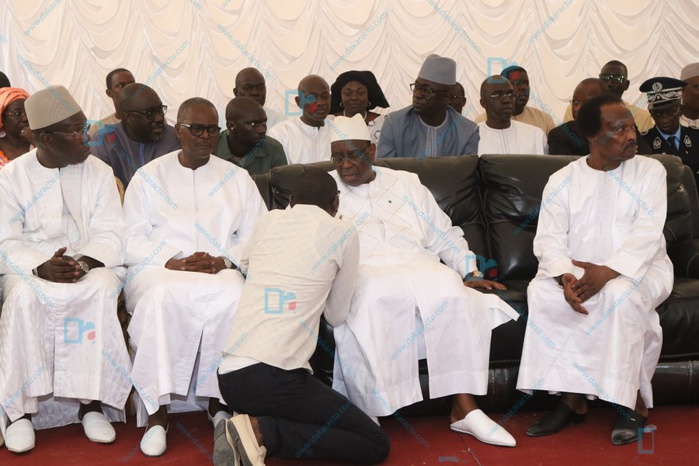Présentation des condoléances de Macky Sall à Baba Diao : Le camouflet de la garde rapprochée du président Présentation des condoléances de Macky Sall à Baba Diao : Le camouflet de la garde rapprochée du président