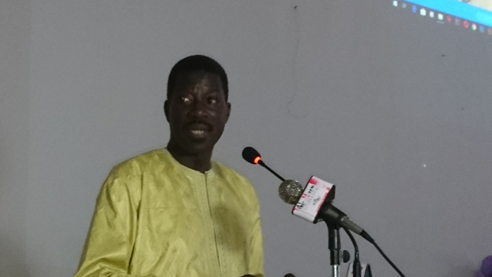 Talla Sylla, maire de Thiès : " Il est temps que le président de la République s'implique en personne pour prendre en charge le chemin de fer... " Talla Sylla, maire de Thiès : " Il est temps que le président de la République s'implique en personne pour prendre en charge le chemin de fer... "