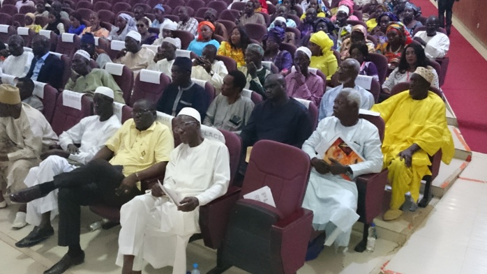 Thiès : Forum de l'intersyndicale Dakar-Bamako Ferroviaire... Les cheminots invitent l'État à accélérer le projet de relance de l'activité ferroviaire (Images) Thiès : Forum de l'intersyndicale Dakar-Bamako Ferroviaire... Les cheminots invitent l'État à accélérer le projet de relance de l'activité ferroviaire (Images)