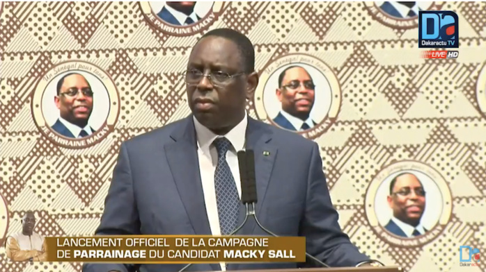 Macky Sall à ses camarades de parti : " Comme on a ouvert le chemin du travail, j'espère que vous allez oublier vous petites querelles sans importance et vous concentrer sur le bilan à défendre" Macky Sall à ses camarades de parti : " Comme on a ouvert le chemin du travail, j'espère que vous allez oublier vous petites querelles sans importance et vous concentrer sur le bilan à défendre"