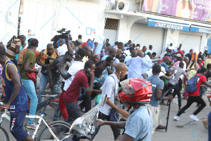 Les images du sit-in de l’opposition en centre ville