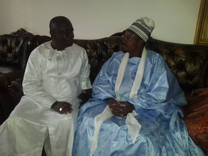 Oumar Diallo, le DG de la Douane Sénégalaise reçu par Serigne Bass Abdou Khadre Mbacké