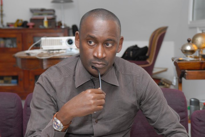 Maître WADE, le PDS, le passager clandestin, et la stratégie du « Diokhlènema Réwmi, mba ma yeungueul Gaalgui »