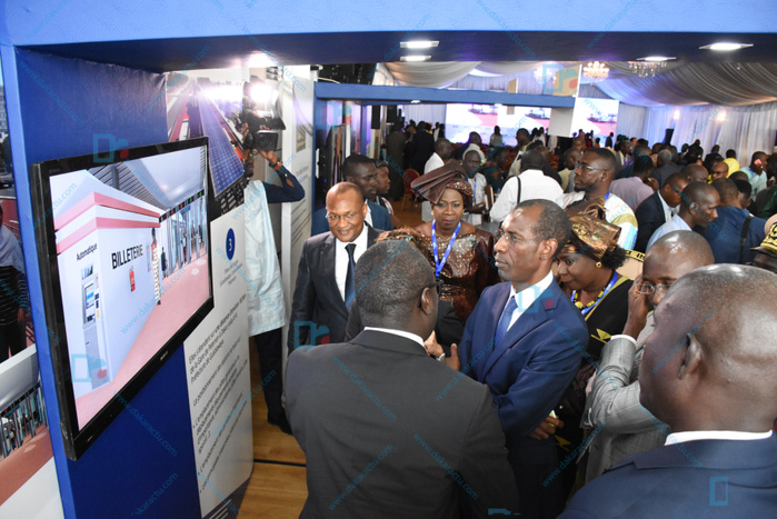 Cérémonie de lancement du projet BRT à Dakar pour une meilleure mobilité urbaine (Images) Cérémonie de lancement du projet BRT à Dakar pour une meilleure mobilité urbaine (Images)