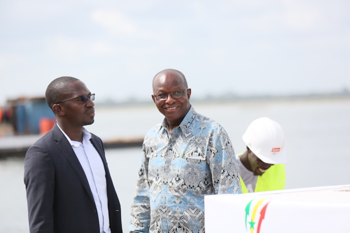 Cheikh Tidiane Sall dans ses nouveaux habits de chef du service protocole de la présidence Cheikh Tidiane Sall dans ses nouveaux habits de chef du service protocole de la présidence