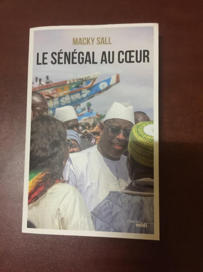 «Le SÉNÉGAL AU CŒUR» : Quand le président s’adresse aux sénégalais à travers un livre «Le SÉNÉGAL AU CŒUR» : Quand le président s’adresse aux sénégalais à travers un livre