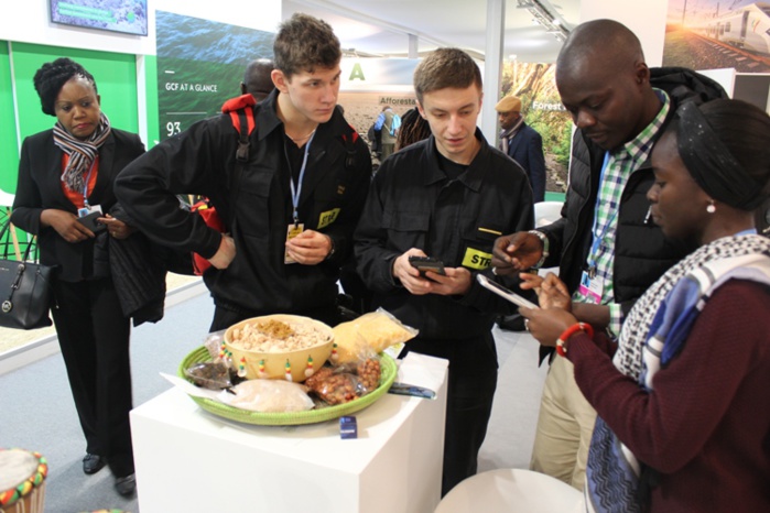 COP 24- Changements climatiques : Le Stand du Sénégal pour vendre les efforts de notre pays COP 24- Changements climatiques : Le Stand du Sénégal pour vendre les efforts de notre pays