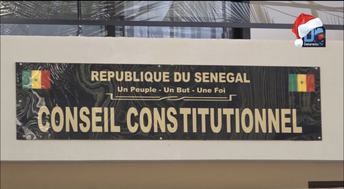 Décompte final du parrainage : Pour 1 414 792 parrainages déposés, 721 750 ont été acceptés pour 832 742 rejetés dont 174 637 doublons Décompte final du parrainage : Pour 1 414 792 parrainages déposés, 721 750 ont été acceptés pour 832 742 rejetés dont 174 637 doublons