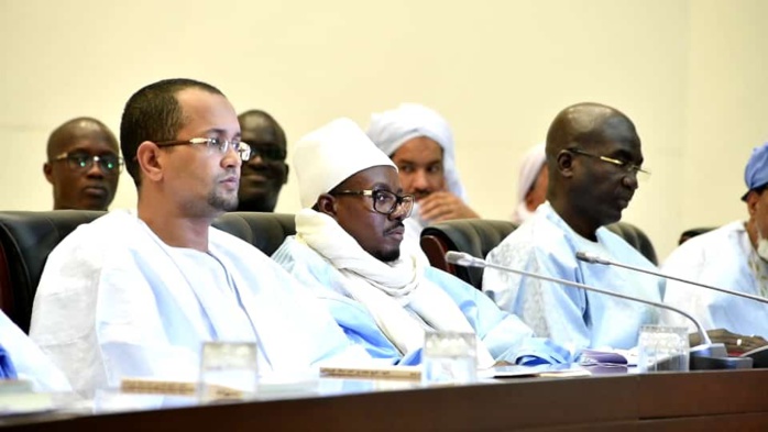 CHEIKH BASS EN MAURITANIE : 'Voilà ce que Cheikh Sidya Baba a dit de Serigne Touba lorsque ce dernier était venu en Mauritanie...' CHEIKH BASS EN MAURITANIE : 'Voilà ce que Cheikh Sidya Baba a dit de Serigne Touba lorsque ce dernier était venu en Mauritanie...'