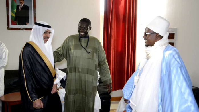 CHEIKH BASS EN MAURITANIE : 'Voilà ce que Cheikh Sidya Baba a dit de Serigne Touba lorsque ce dernier était venu en Mauritanie...'