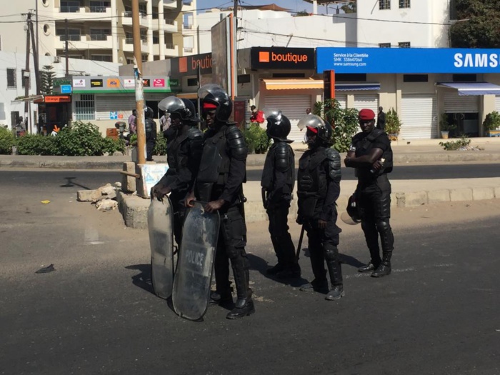 Marche de l'opposition : Les principales artères quadrillées (Photos) Marche de l'opposition : Les principales artères quadrillées (Photos)