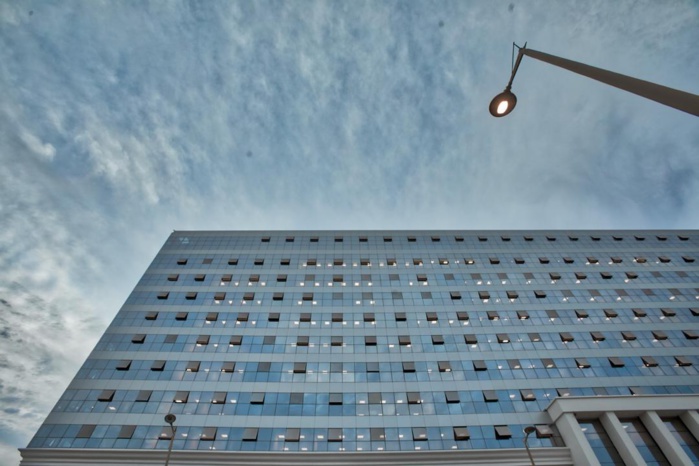 LE BUILDING ADMINISTRATIF EN CHIFFRES ET EN LETTRES : Une bâtisse intelligente, un bijou architectural LE BUILDING ADMINISTRATIF EN CHIFFRES ET EN LETTRES : Une bâtisse intelligente, un bijou architectural