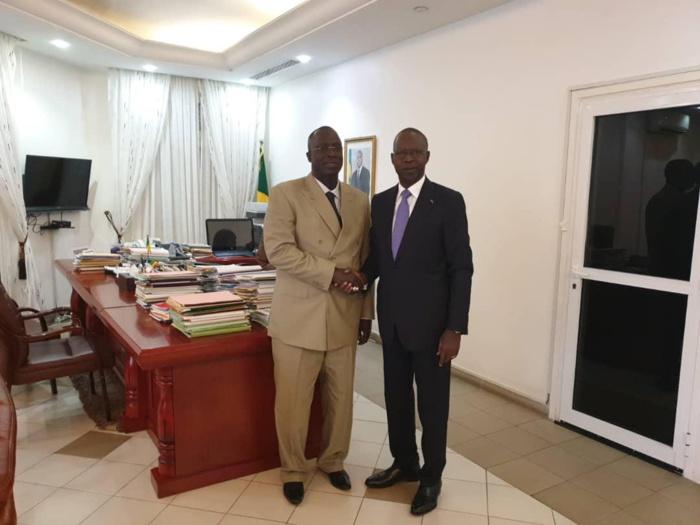 Conséquences de son soutien à Sonko : Atepa lâché par son directeur de cabinet / Baye Niasse vote Macky Conséquences de son soutien à Sonko : Atepa lâché par son directeur de cabinet / Baye Niasse vote Macky