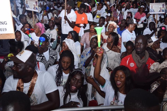 Grand rassemblement pour la réélection de Macky Sall à Ngor : Mame Mbaye Niang réussit le pari de la mobilisation (IMAGES)