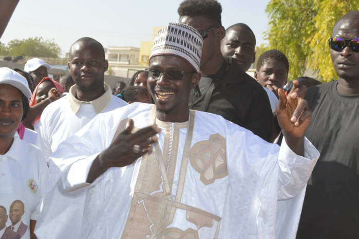 Présidentielle 2019 : Les images de la forte mobilisation de Babacar Lo Ndiaye( Leader de la Convergence des Forces Républicaines) lors du meeting du Président Macky Sall à Kaolack Présidentielle 2019 : Les images de la forte mobilisation de Babacar Lo Ndiaye( Leader de la Convergence des Forces Républicaines) lors du meeting du Président Macky Sall à Kaolack