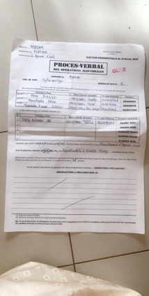 LE DÉFI DE FARBA NGOM : "Que quelqu'un d'autre brandisse son 100% ! Agnam est un titre foncier du Président Sall' LE DÉFI DE FARBA NGOM : "Que quelqu'un d'autre brandisse son 100% ! Agnam est un titre foncier du Président Sall'