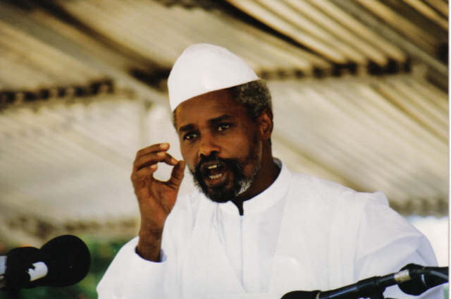 L’Etat du Sénégal décide d’extrader Hissène Habré vers le Tchad.