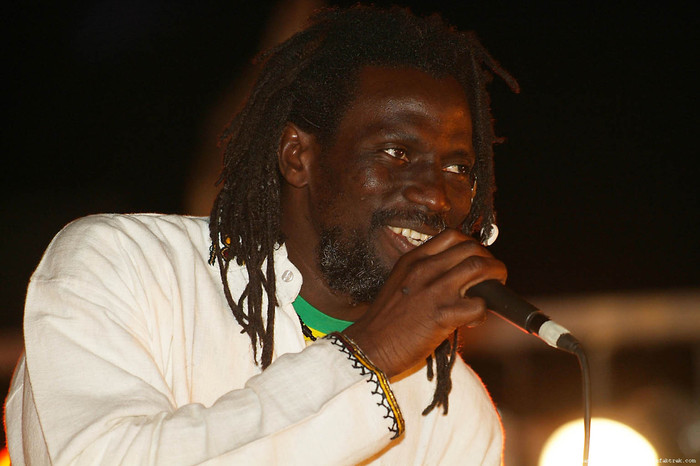 Tiken Jah Fakoly dédie une chanson à « la révolution sénégalaise du 23 juin. »
