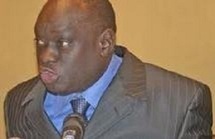 Me Elhadji Diouf porte plainte.