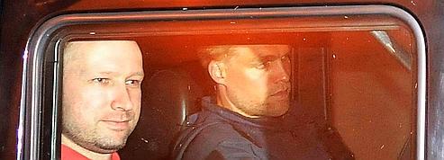 Comment le tueur norvégien a financé son opération.