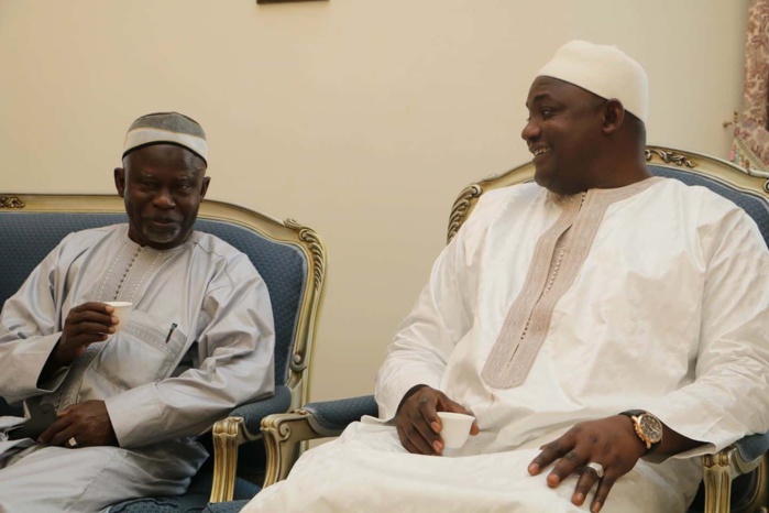 Gambie : Barrow secoue le gouvernement et se sépare de son vice-président Darboe 