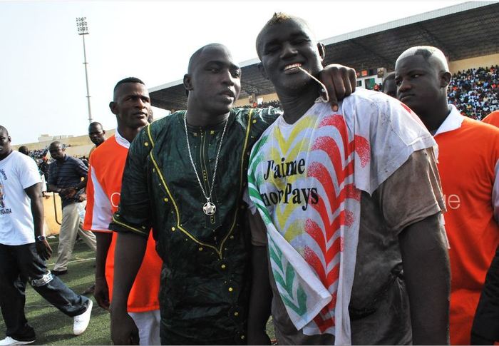 [ PHOTOS ] Balla Gaye n° 2 - Mohamed Ndaw Tyson : la guerre des drapeaux. 