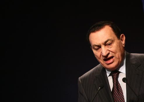 Egypte : Hosni Moubarak face à ses juges