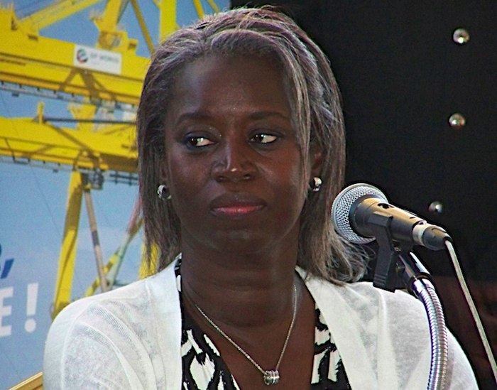 APIX : une directrice chèrement payée.