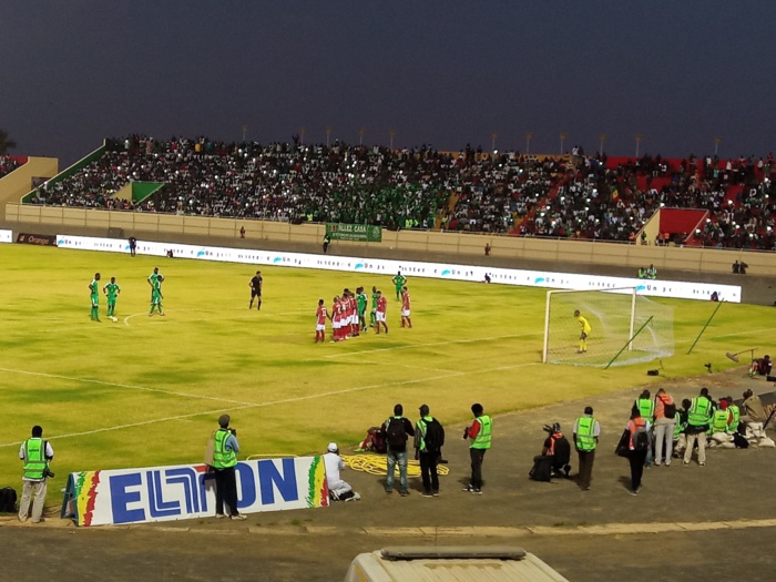 Le Sénégal mène 1-0 à la mi-temps contre Madagascar grâce à un but de Mbaye Niang
